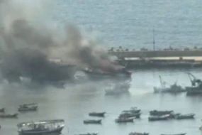 İsrail ordusu Qəzza zolağında limanları bombaladı - VİDEO