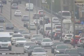 Bakıda körpünün üzərində qəza - Sıxlıq yarandı