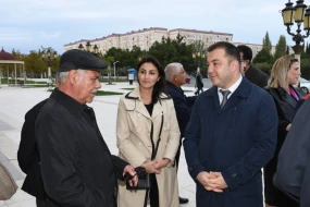 Deputat seçicilərlə və partiya fəalları ilə görüşdü - FOTO