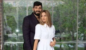 Azərbaycanlı bloger: \"İsinmək üçün pulları peçə atırıq\" - FOTO
