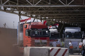 Qəzzaya humanitar yardım olan yük avtomobilləri yola düşüb - BMT