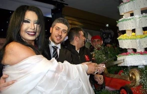 Bülent Ersoyun keçmiş həyat yoldaşı sənətdən ayrıldı – Tənha yaşamağı seçdi