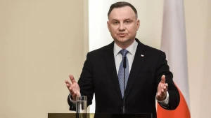 \"Baş nazirliyə iki ciddi namizədimiz var\" - Polşa Prezidenti