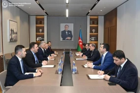 Ceyhun Bayramov Elşad Salihi ilə görüşdü - FOTO