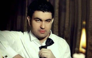 \"Xalq artistini bağda stolun üstündə oynadıb, sonra yerə uzadıb...\"