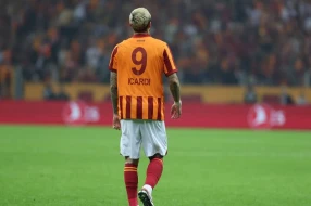 \"Qalatasaray\"dan mübahisələrə səbəb olacaq İkardi qərarı