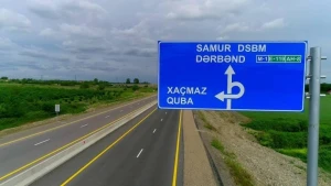 Ödənişli yolda sürət həddi təyin edildi - 300 manat cərimə oluna bilərsiniz