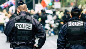Fransa polisi ermənilərin 8 nəfərlik aksiyasını dağıtdı