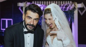 Taninmiş aktyor evləndi - FOTO