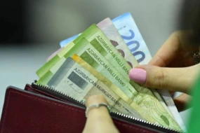 Müəllimlərin orta aylıq əməkhaqqı AÇIQLANDI