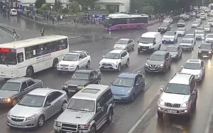 Bakının bir sıra yollarında tıxac yarandı - SİYAHI