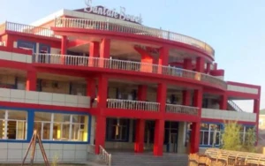 ŞOK! Bakıda tanınmış həkimin hoteli əxlaqsızlıq yuvası imiş