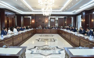 Parlamentin plenar iclasına 11 qanun təklif edildi