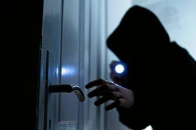 Bakıda hosteldən oğurluq edildi