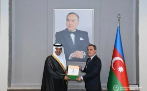 Səudiyyə Ərəbistanının yeni səfiri etimadnaməsinin surətini Azərbaycan XİN başçısına təqdim etdi