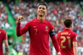 Ronaldo İrana gəldi - VİDEO