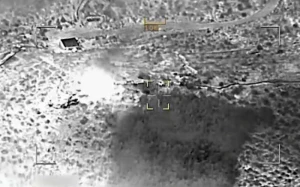 “Ermənilərin atış nöqtələri məhv edilir” - MN