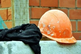 Sumqayıtda fəhlə 9-cu mərtəbədən yıxılıb ÖLDÜ