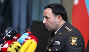 Müdafiə Nazirliyi brifinq keçirir - CANLI