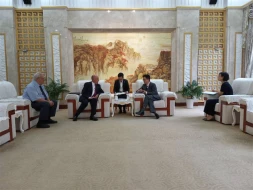 ADU-nun nümayəndə heyəti Çində beynəlxalq konfranslarda iştirak edib - FOTOLAR