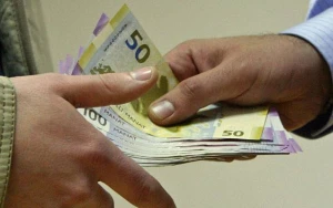 Növbəti il orta aylıq əməkhaqqı 980 manata çatacaq