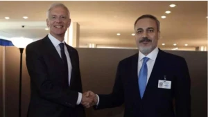 Hakan Fidan Latviyanın xarici işlər naziri ilə görüşdü