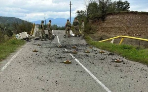 Ağdərədən çıxan ermənilər yolu minalayıb