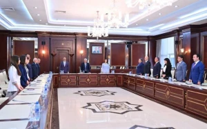 Parlamentdə daha bir komitə iclası 