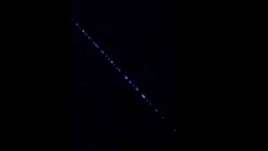 \"Starlink\" peyklərini səmada görən şəxs görün nə etdi