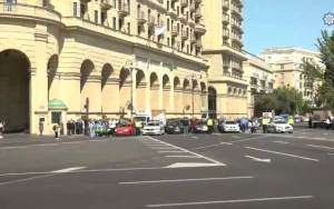 1 dəqiqəlik sükut... 