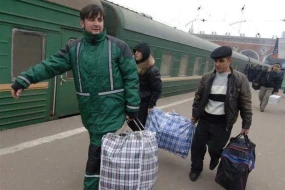 Rusiyada işləyən azərbaycanlıların NƏZƏRNƏ: Miqrantların qalma müddəti azaldılır