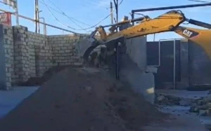 Qobuda qanunsuz tikili söküldü - VİDEO