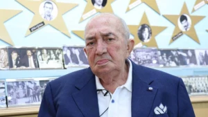 Türker İnanoğlu vəfat etdi