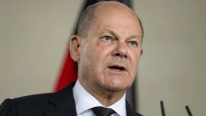 Şolts Avropa Parlamentinə seçkilərdə sağçıların qələbəsindən qorxur