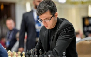 Nicat Abasov III turda heç-heçə etdi