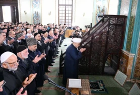 Bakıda bayram namazı qılındı - YENİLƏNDİ