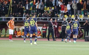 Meydanı tərk edən “Fənərbaxça” ilə bağlı qərar verildi