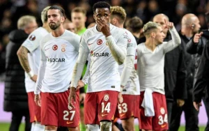 UEFA \"Qalatasaray\"dan onları cəzalandırdı