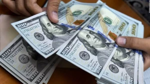 Azərbaycanda dollar bahalaşa bilər?