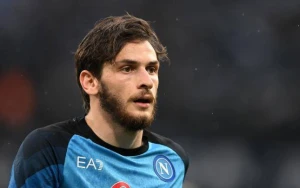 Kvaratsxeliya \"Napoli\"nin məşqini buraxdı 