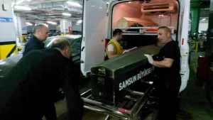 Avtobusda halı pisləşən kişi xəstəxanada öldü - Əqrəb yeyibmiş