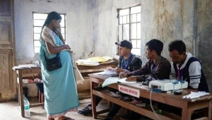 Bu ölkə 6 həftə davam edəcək ümumi seçkilər üçün sandıq başına gedir