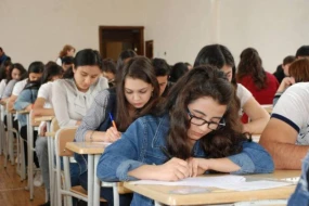 2 şagird və 1 nəzarətçi imtahandan kənarlaşdırıldı