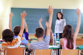 Naxçıvanda işləyən müəllimlərlə bağlı YENİLİK