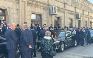 Elmira Süleymanova ilə vida mərasimi keçirilir - FOTO