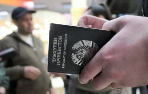 Tacikləri Rusiyaya buraxmırlar: Hava limanlarından geri qaytarılır