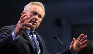 “O, demək olar ki, insan deyil” - Müstəqil namizəd Kennedidən Trampa ağır sözlər