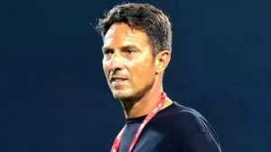 \"Qalatasaray\"dan ayrıldı - Başakşehirə getdi