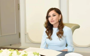 Mehriban Əliyevadan Həsrətə təbrik