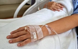 Qaynı Cəmiləni palatada boynundan bıçaqlayıbmış - YENİLƏNİB